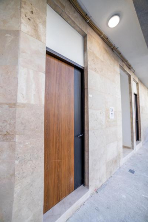Stylish Private Entrance Maisonette 2 Bed